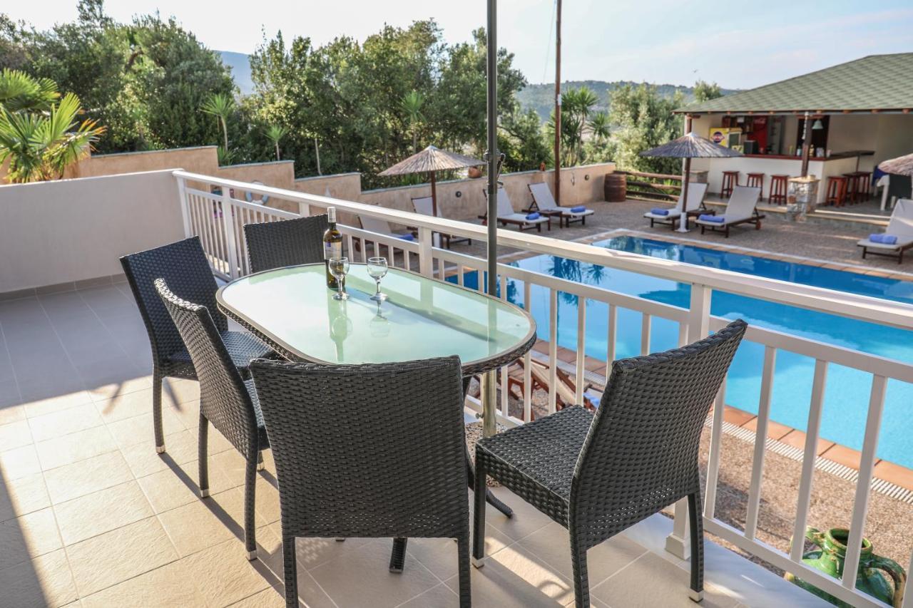 Takis Hotel de apartamente Ksanemos